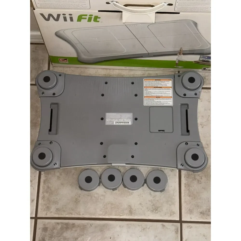 Nintendo Wii Fit Balance Board with Wii Fit Game and Box
